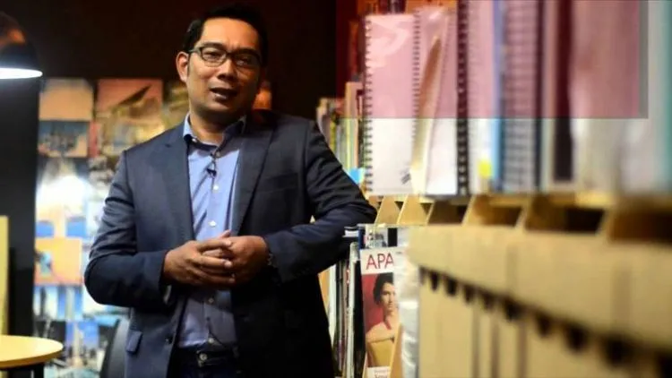 Pernah Makan Sehari Sekali Hingga Tak Sanggup Bayar Biaya Kelahiran Anaknya, Inilah Sekelumit Kisah Sukses Ridwan Kamil 9