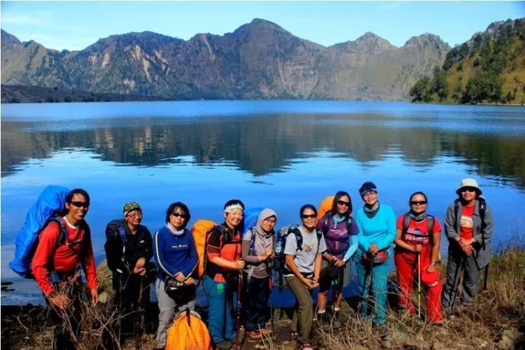 4 Alasan yang Menjelaskan, Mengapa Mereka yang Old Soul Begitu Suka Melakukan Perjalanan 5