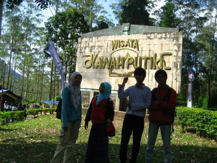 Meski Telah Berulang Kali ke Sini, Kamu Pasti Tidak Bisa Menolak Jika Diajak Mengunjungi Tempat-tempat Ini Lagi 14