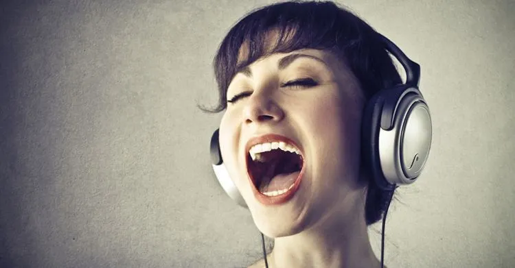 Kunyah Permen Karet Buat Mengusir Lagu Alay yang Nyantol Di Kepala Kamu! 13