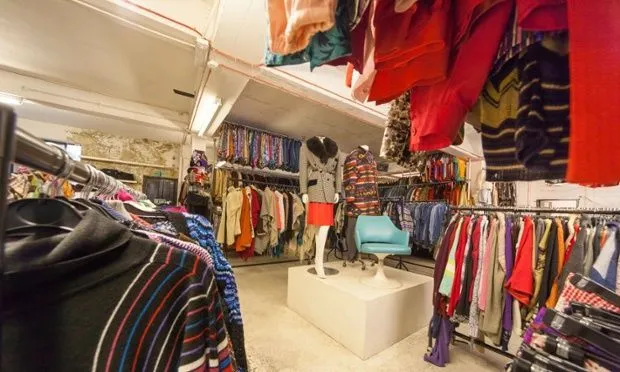 Gak Punya Duit Tapi Mau Belanja? Thrift Shopping Aja! Ini 6 Keuntungannya 11