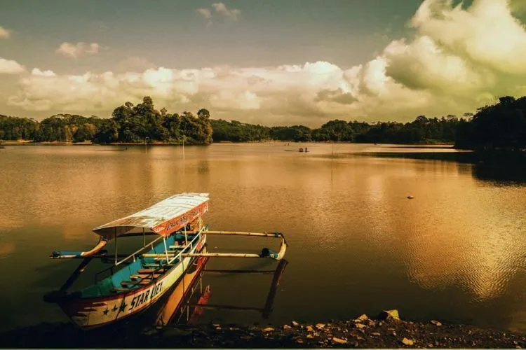 8 Destinasi Wisata Tasikmalaya yang Membuatnya Pantas Digelari Delhi van Java 15