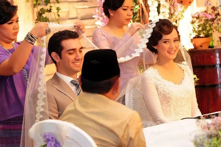 Kepada Suami yang Kini Mendampingi Hari-Hariku: Terima Kasih Kuucapkan Untukmu 5