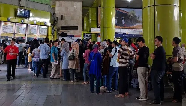 Dear Jokowi, Ada 8 Hal yang Lebih Panjang Daripada Tol Cipali 15