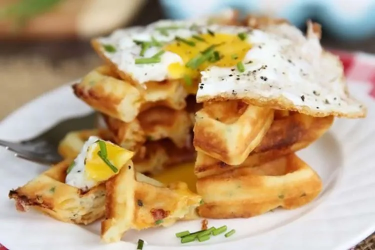 Pengen Bikin Waffle Seenak di Kafe? 6 Resep Ini Bisa Kok Kamu Buat Sendiri 12
