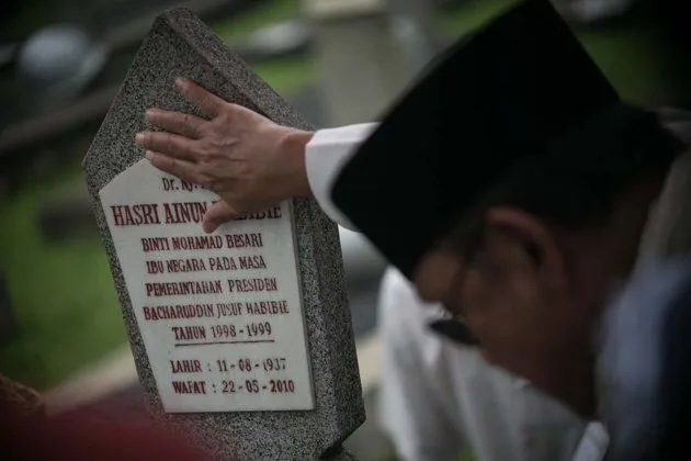 Cinta Habibie Pada Ainun yang Tak Pernah Sirna Walau Ajal Memisahkan 7