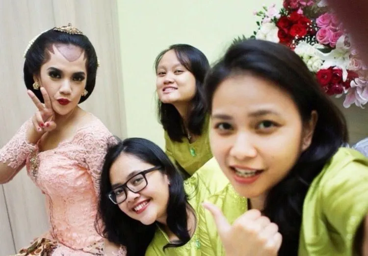 Meski Ribet, Pernikahan Adat Jawa yang Rumit Justru Bikin Hari Terindah Dalam Hidupmu Selalu Terkenang 20