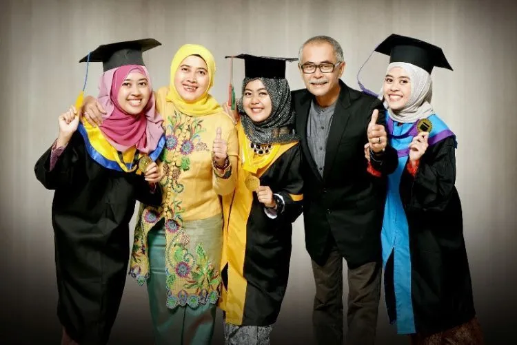 8 Keuntungan yang Akan Kamu Dapatkan Jika Tak Terlalu Memilih-milih Pekerjaan Setelah Lulus Kuliah 15