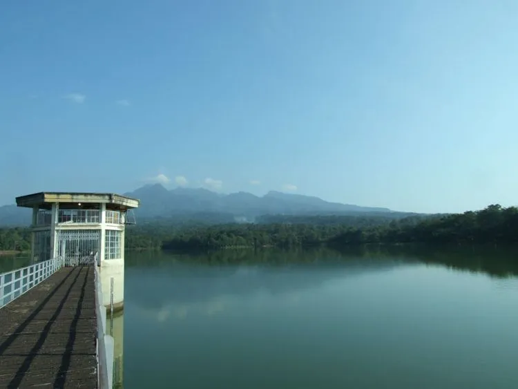 10 Destinasi Wisata Pati, Nggak Kalah Menarik dengan Kota Lain di Jateng 13 destinasi wisata Pati