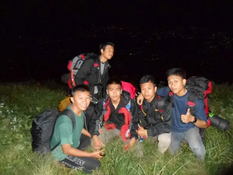 Meski Sedang Berpuasa, 8 Tips Ini Bisa Membuat Aktivitasmu Mendaki Gunung Jalan Terus 14
