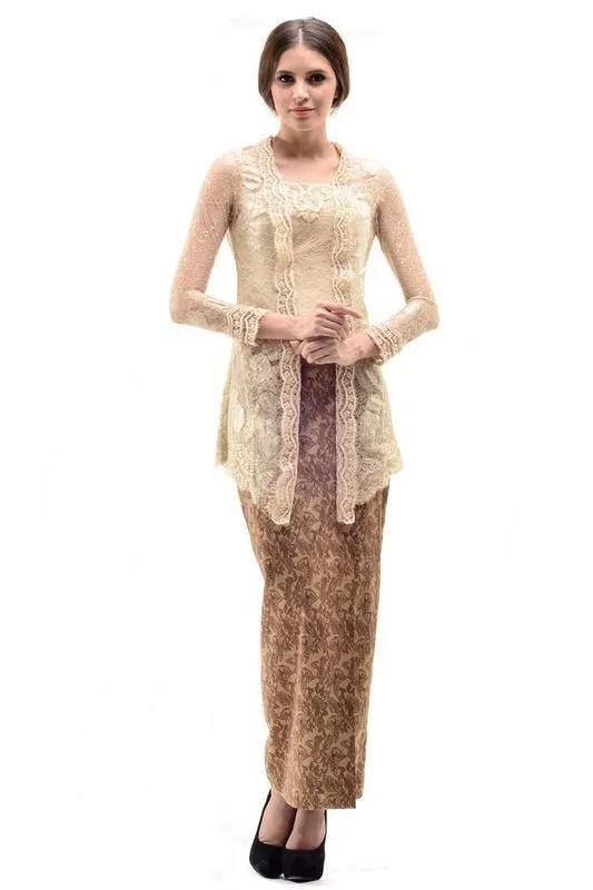 7 Tips Padu Padan Kebaya Kutu Baru, Warisan Nenek Moyang yang Bisa Bikin Penampilanmu Makin Ayu 13