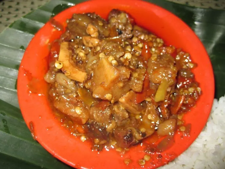 5 Resep Makanan Pedas Favorit yang Wajib Dicoba 6