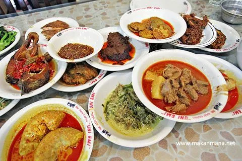 Gimana Sih Rasa Kuliner Padang yang Asli? Cek Keaslian Warung Makan Padang Dengan 7 Poin Sederhana Ini 10
