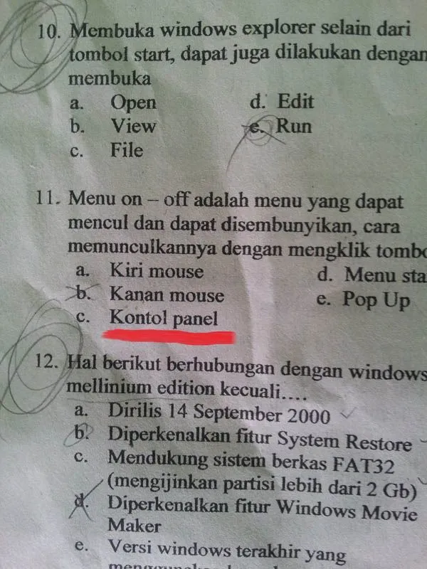 8 Soal Ujian yang Bikin Kamu Bertanya