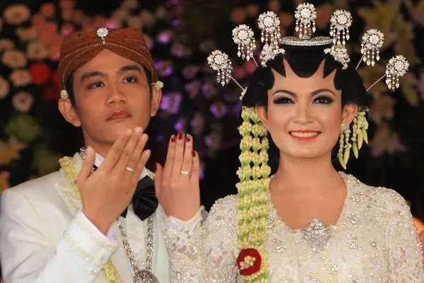 Lebih Dari Kisah Cinderella, Perjalanan Cinta Gibran dan Selvi yang Akhirnya Diamini Semesta 15
