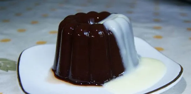 6 Resep Puding Praktis, Bisa Jadi Andalan Saat Malas Makan 9