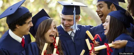 Kebanggaan & Keribetan yang Hanya Dirasakan oleh Kamu Mahasiswa S2 Usia 20-an 20