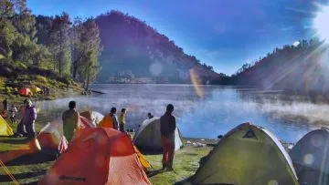 Wahai Pendaki Pemula, Ini 5 Alasan Ranu Kumbolo Layak Jadi Destinasi Pendakian Pertama Kamu!