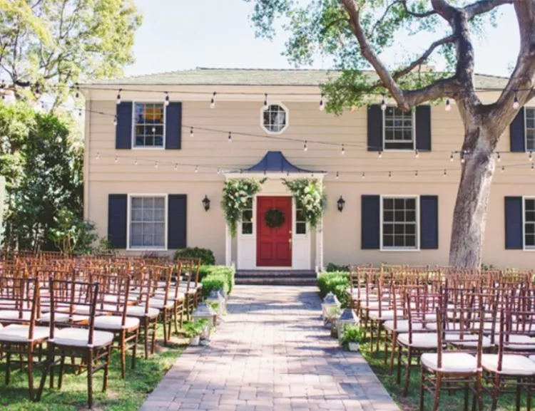 Ingin Pesta Pernikahan yang Unik dengan Budget Minim? 7 Alasan Ini Bikin Kamu Mantap Pilih Outdoor Wedding 10