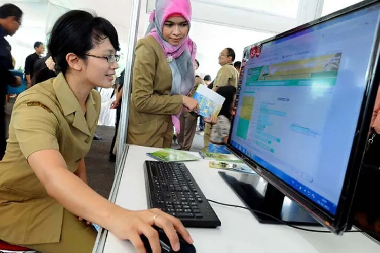 Cewek PNS Memang Istimewa. 10 Kualitas Ini Membuat Mereka Layak Bikin Kamu Jatuh Cinta 17