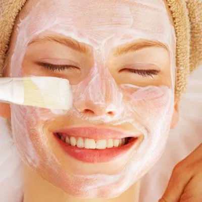 8 Masker Rumahan yang Bisa Kamu Buat Sendiri dan Ampuh Membuatmu Tampak Cantik Alami 16