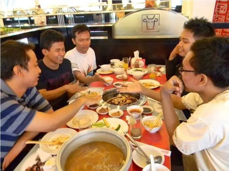 Agar Hobi Makan Enak Tak Menguras Gaji Bulanan, Ini 7 Langkah Sederhana yang Bisa Kamu Terapkan 11
