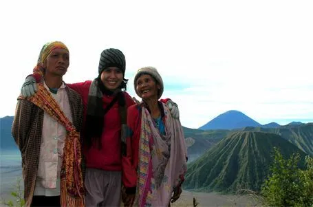 Sebelum Memacari Cewek Jawa Timur-an, Pahami Dulu 13 Hal Ini Biar Gak Kelimpungan! 25