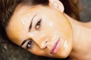 8 Masker Rumahan yang Bisa Kamu Buat Sendiri dan Ampuh Membuatmu Tampak Cantik Alami 11