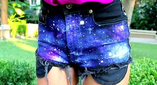 Dengan Trik Mudah Ini, Galaxy T-Shirt yang Keren dan Menarik Bisa Kamu Bikin Sendiri 30