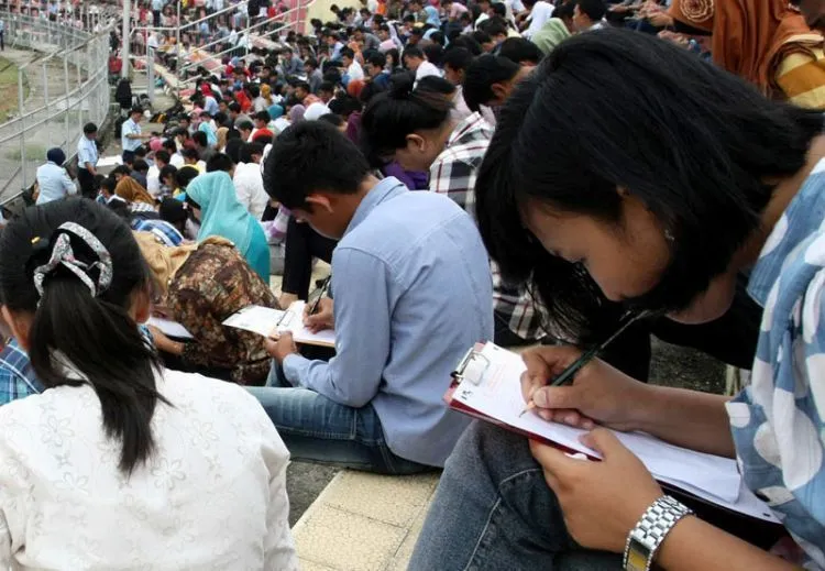 Cewek PNS Memang Istimewa. 10 Kualitas Ini Membuat Mereka Layak Bikin Kamu Jatuh Cinta 11