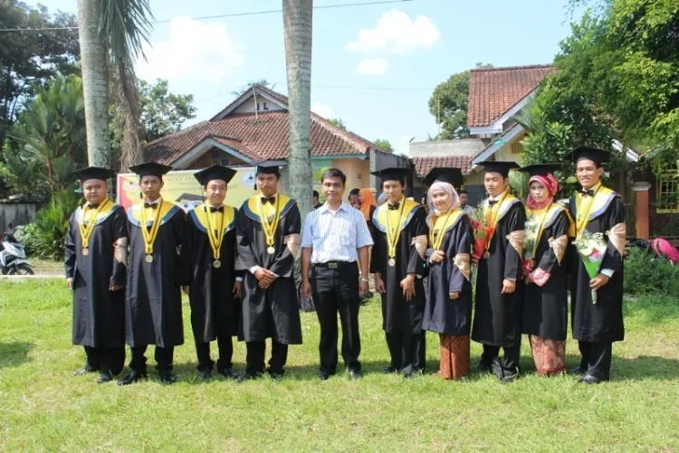 6 Tips Jitu Menghadapi Dosen Pembimbing Skripsi. Biar Keinginan Cepat Lulus Gak Lagi Cuma Mimpi 12