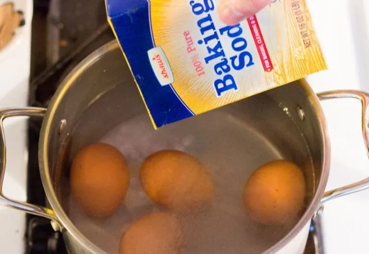 15 Kitchen Hacks Ini Bikin Kamu Nggak Alergi Lagi Masak di Dapur Sendiri! 26