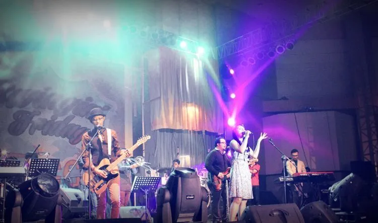 7 Hal yang Bikin Sore dan Mocca Akan Selalu Jadi Band Indie Terbaik yang Kita Punya 13