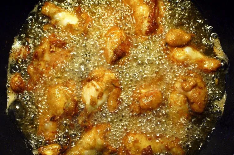 15 Kitchen Hacks Ini Bikin Kamu Nggak Alergi Lagi Masak di Dapur Sendiri! 29