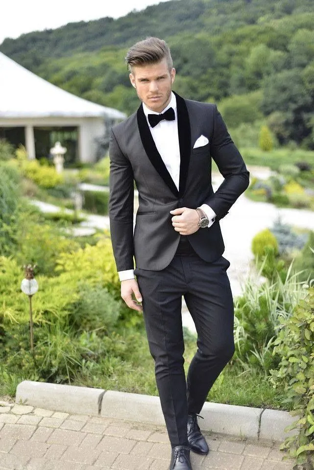 8 Inspirasi Baju Pernikahan Stylish Agar Kamu Lebih Gagah dan Menawan Sebagai Mempelai Pria 13