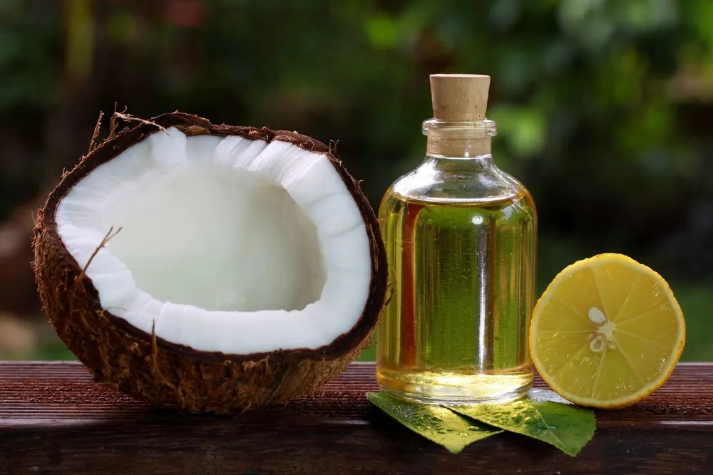 5 Manfaat Minyak Kelapa yang Selama Ini Mungkin Tak Pernah Terpikirkan