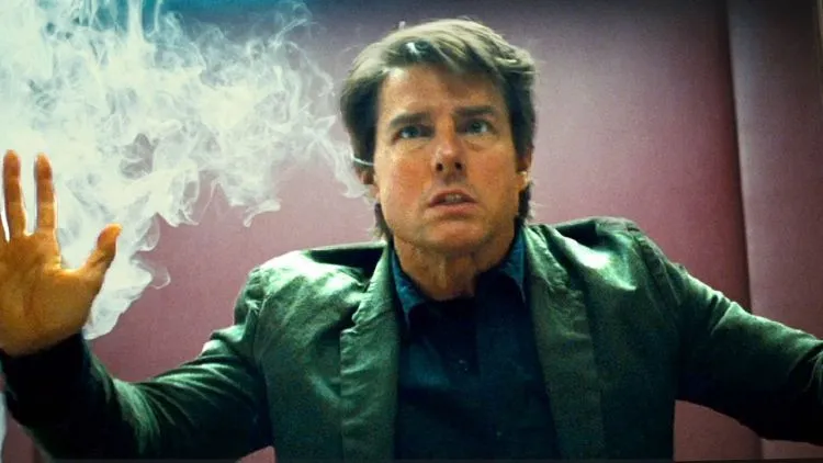 Umurnya Mungkin Udah 50-an, Tapi Tom Cruise Masih Tampil Keren di Mission Impossible. Mungkinkah Ini Rahasianya? 10