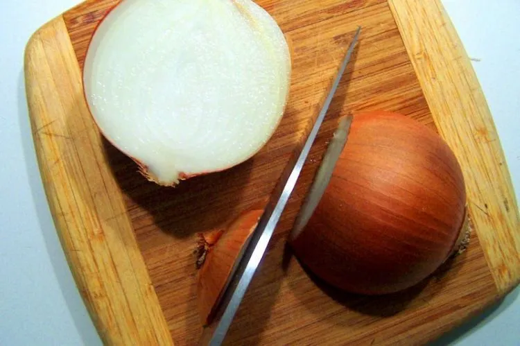 15 Kitchen Hacks Ini Bikin Kamu Nggak Alergi Lagi Masak di Dapur Sendiri! 23