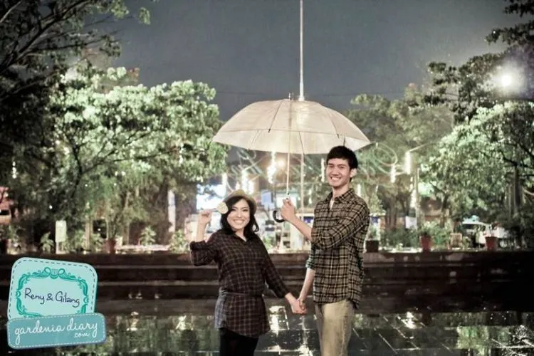 15 Hal yang Kamu Alami Saat Ditinggal Nikah Teman-teman Padahal Kamu Masih Sendiri 22