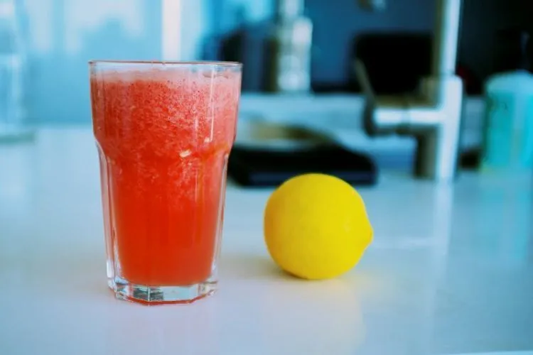 Punya Tubuh Sehat dan Langsing Gak Akan Mustahil Lagi, Karena 5 Resep Jus Detox Ini Bisa Kamu Buat Sendiri 7