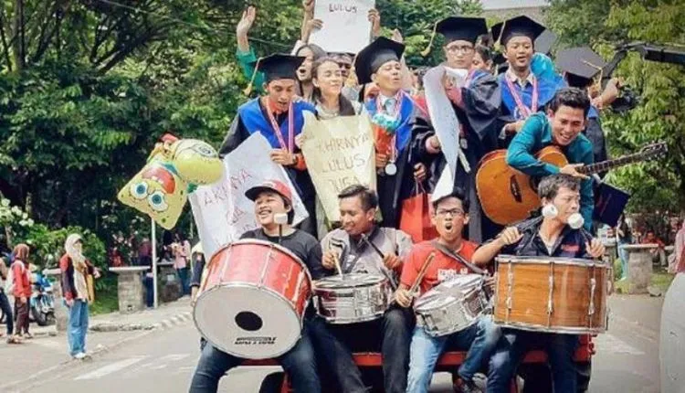 Merantau Demi Pendidikan Adalah Keputusan Mulia. 8 Alasan Ini Akan Membuatmu Berani Melakukannya! 16