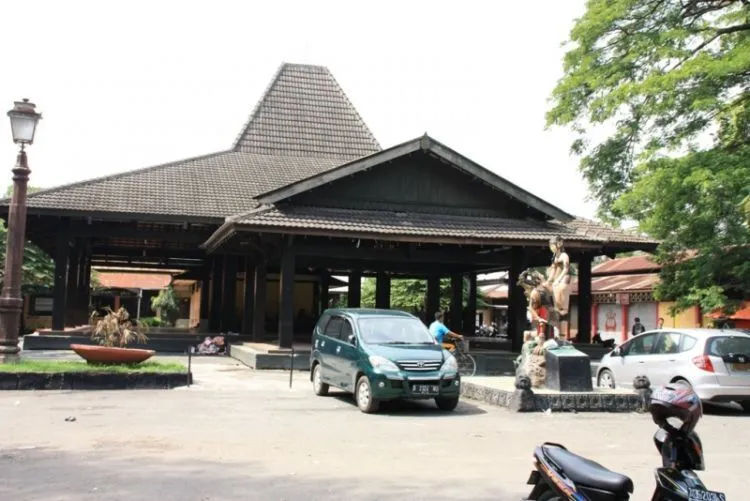 Kalau Kamu Orang Solo Asli Atau Setidaknya Pernah Tinggal di Kota Ini, Pasti Bakal Dukung #SaveSriwedari 20