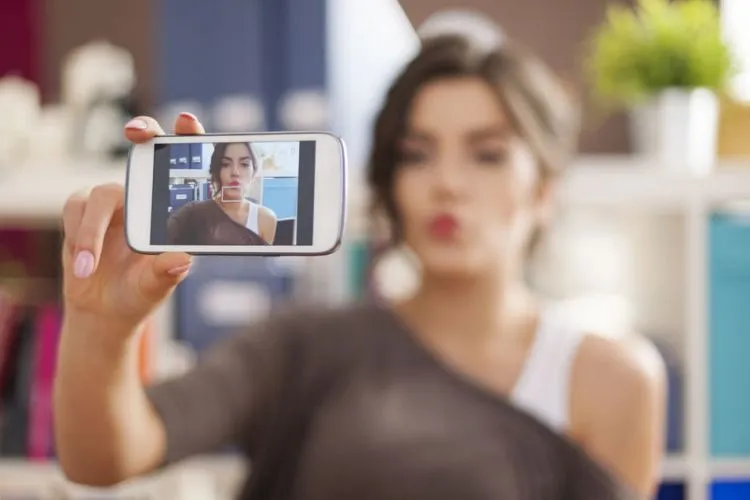 6 Trik Fotografi Sederhana yang Bikin Selfiemu Lebih Apik Dari Biasanya 6