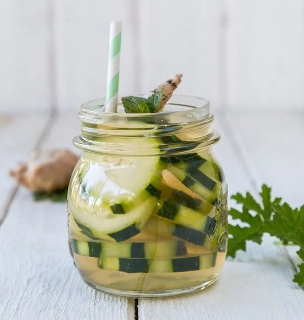 7 Minuman yang Bisa Kamu Racik Sendiri, dan Bikin Perut Rata Gak Mustahil Lagi 10