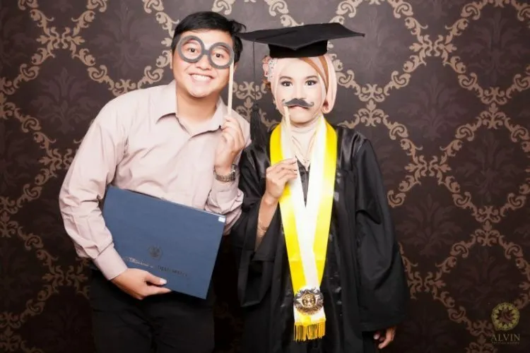 Dear Mahasiswa, Jangan Berlama-lama Mengerjakan Skripsi. Ada 7 Hal Ini yang Sudah Menanti! 10