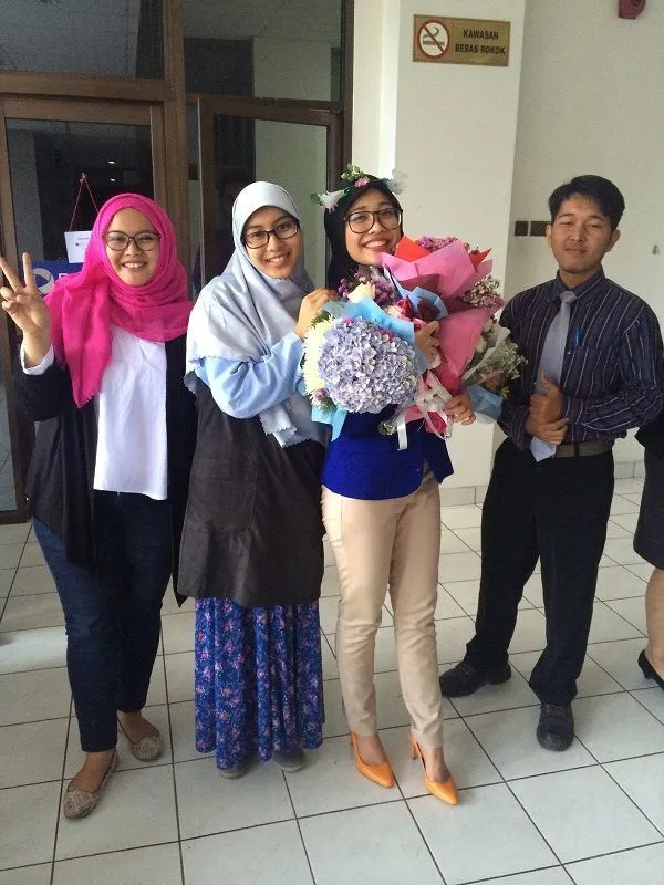 Yang Penting dari Wisuda Itu Ijazahnya, Bukan Pendampingnya. Kenapa Harus Galau Nggak Punya Pendamping Wisuda? 6