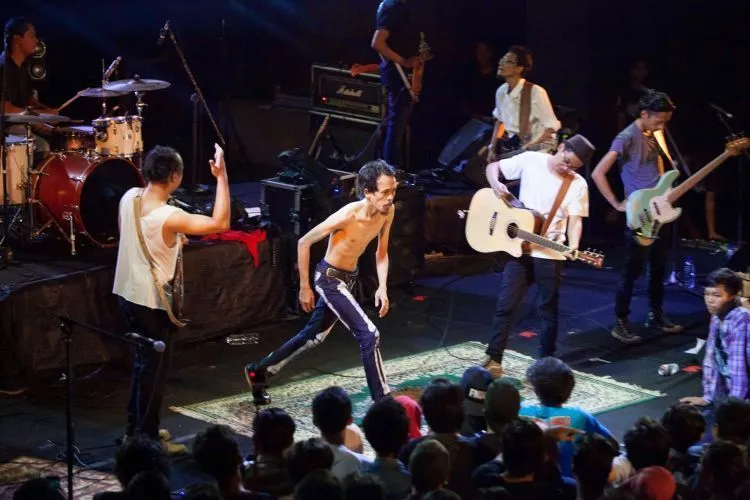 Saat Musik Indonesia Terasa Makin Membosankan, 10 Pemusik Ini Bisa Jadi Penyegar 13