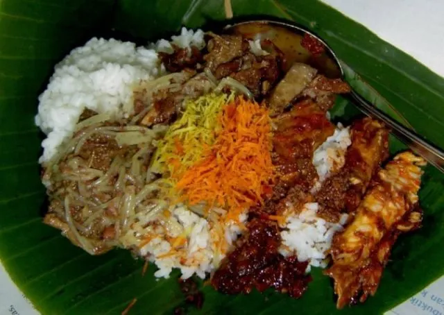 15 Makanan Khas Surabaya Paling Favorit & Terkenal 19 kuliner khas surabaya