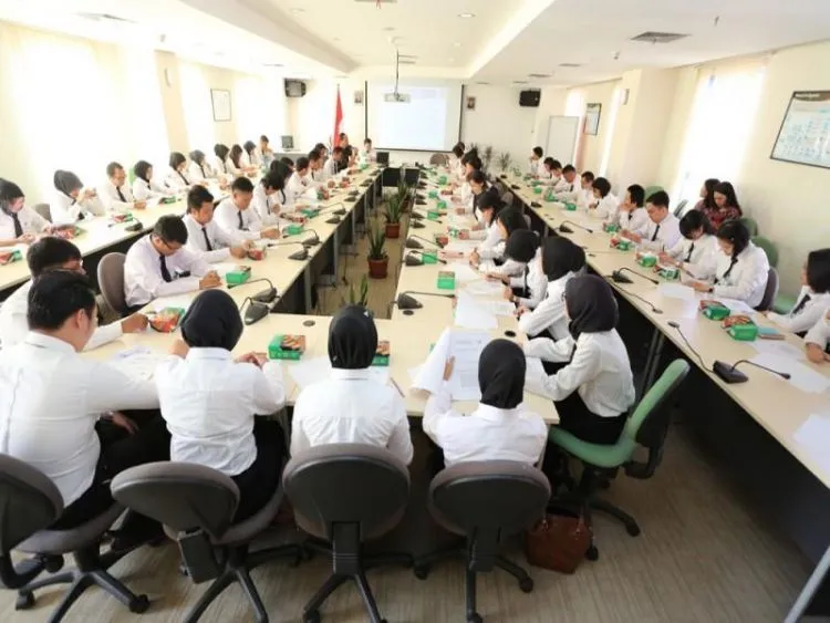 11 Hal yang Mutlak Menobatkan Kamu, Para Karyawan BUMN, Sebagai Calon Menantu Idaman 17