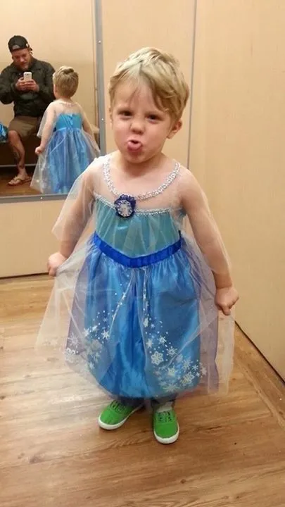 Saat Bocah Laki-Laki di Amerika Ingin Jadi Putri Elsa 'Frozen', Gadis Kecil di Indonesia Ini Memilih Jadi Spider-Man 5